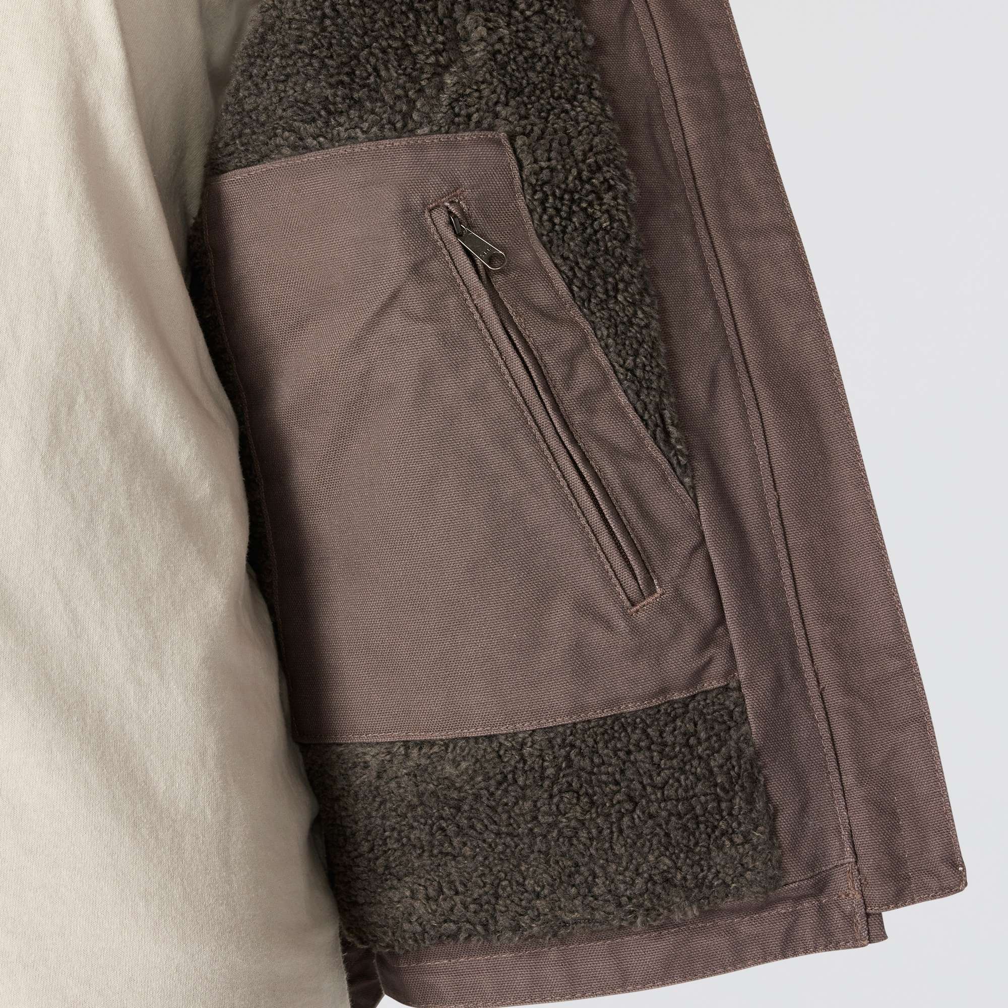 Women's washed duck sherpa-lined mock neck vest 