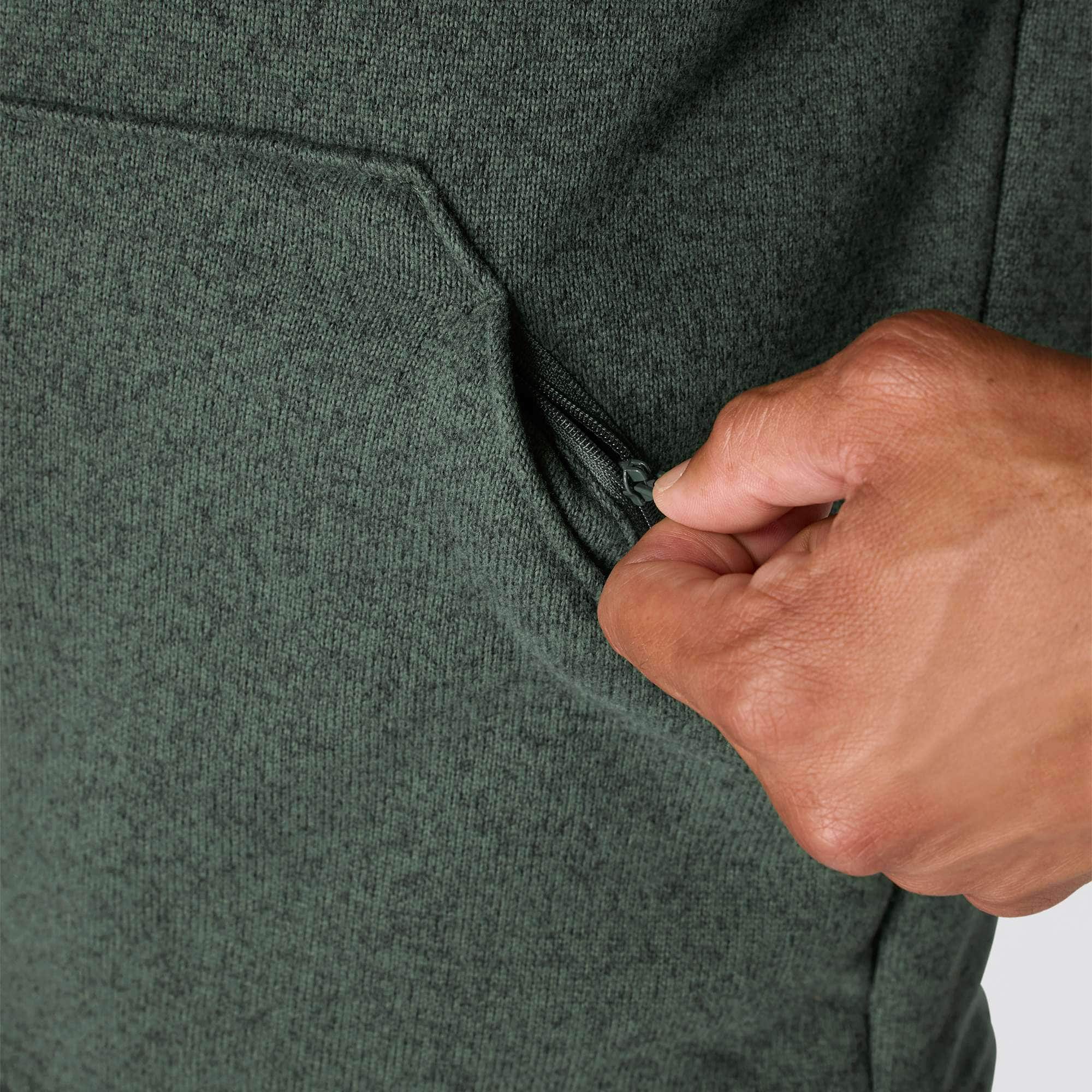 Men's relaxed fit quarter zip fleece pullover