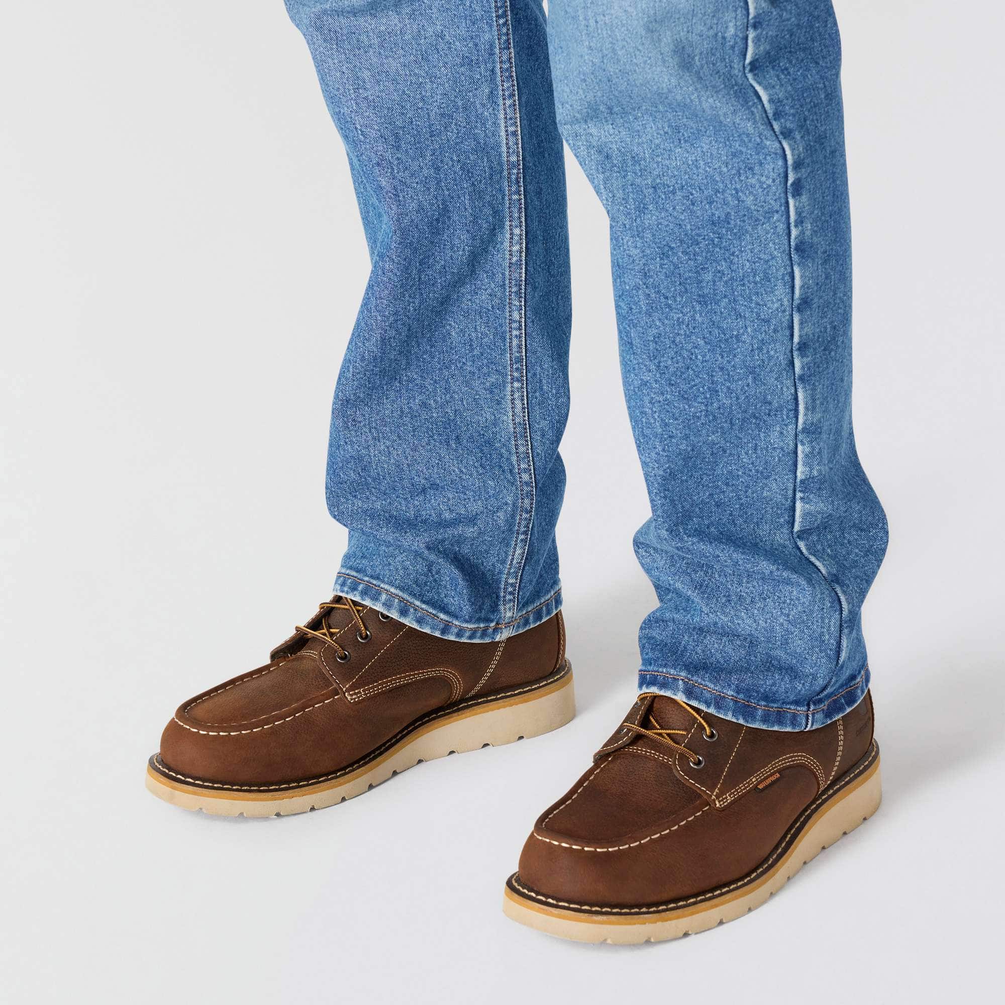 Men's loose fit straight leg rugged flex work jeans