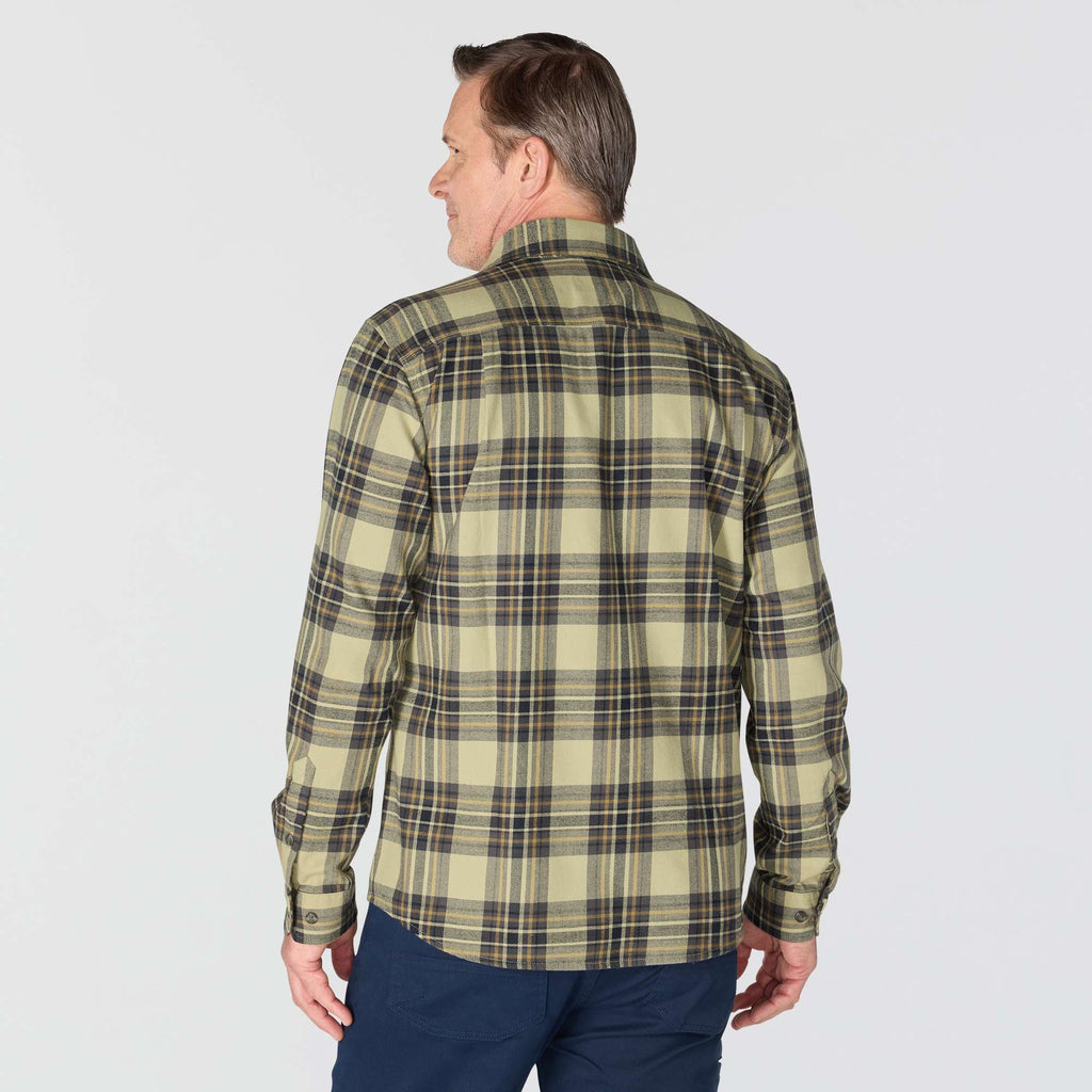 Rugged flex™ relaxed fit midweight flannel long-sleeve plaid shirt