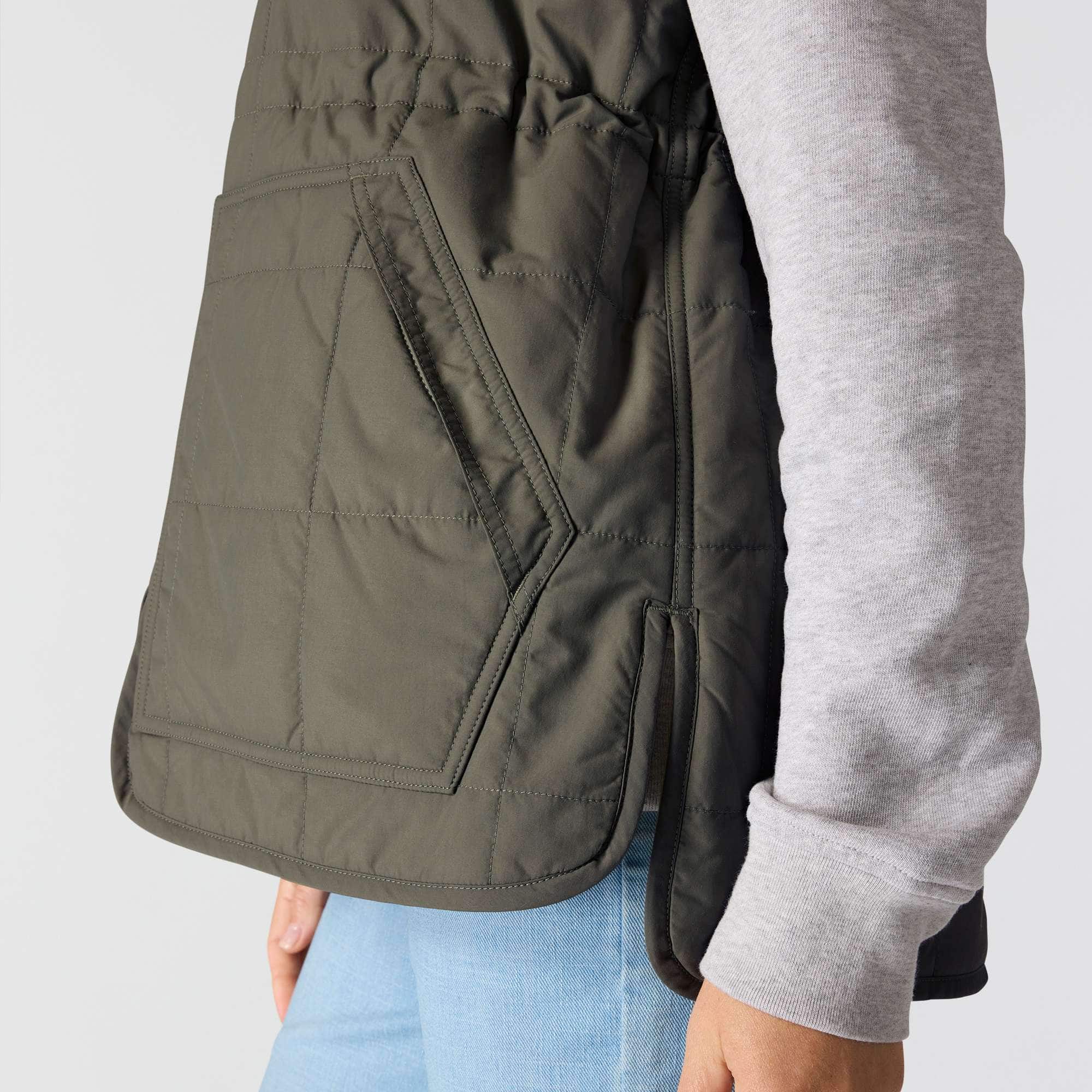 Women's sherpa-lined insulated water resistant vest - rain defender vest