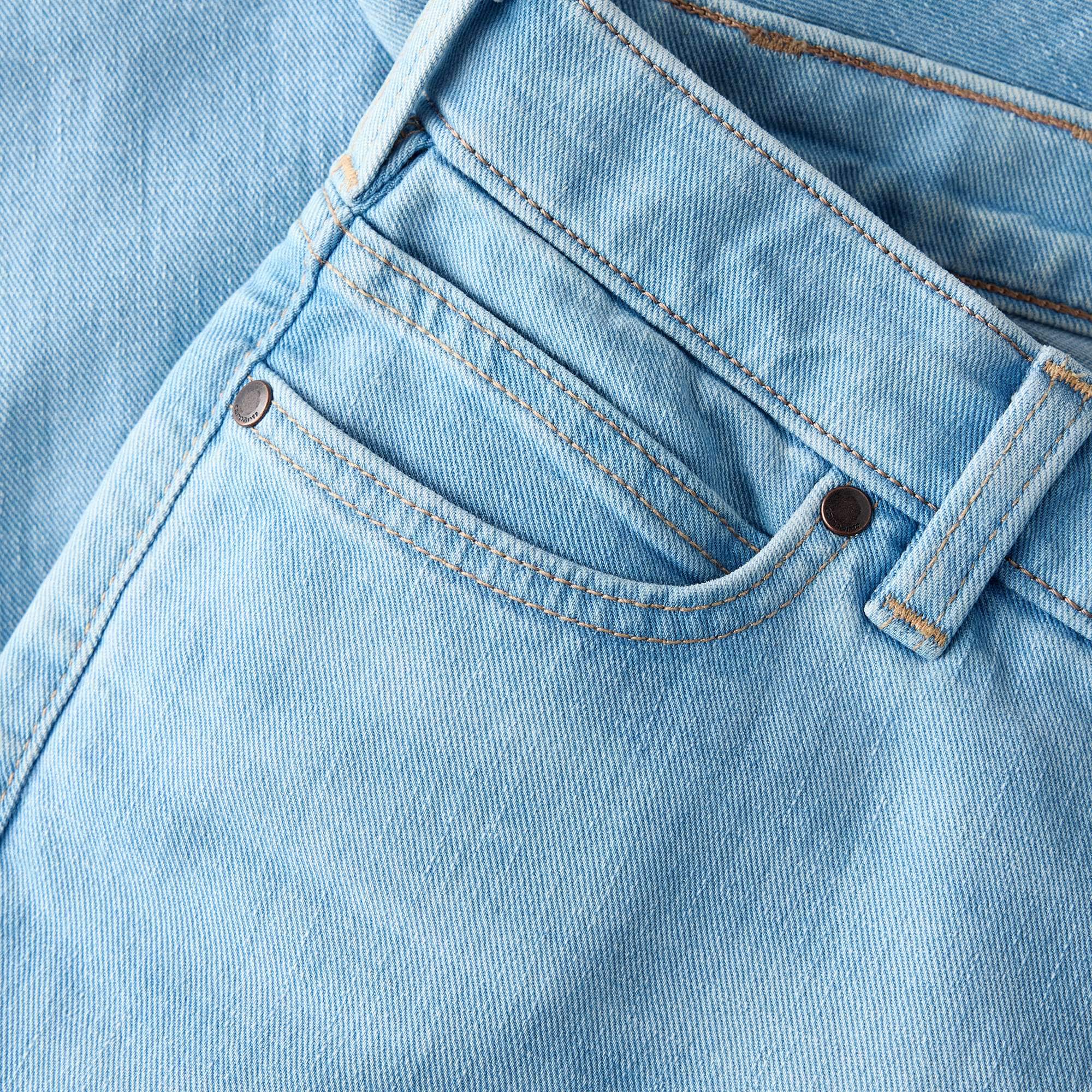 Women's essential mid-rise straight leg stretch jeans
