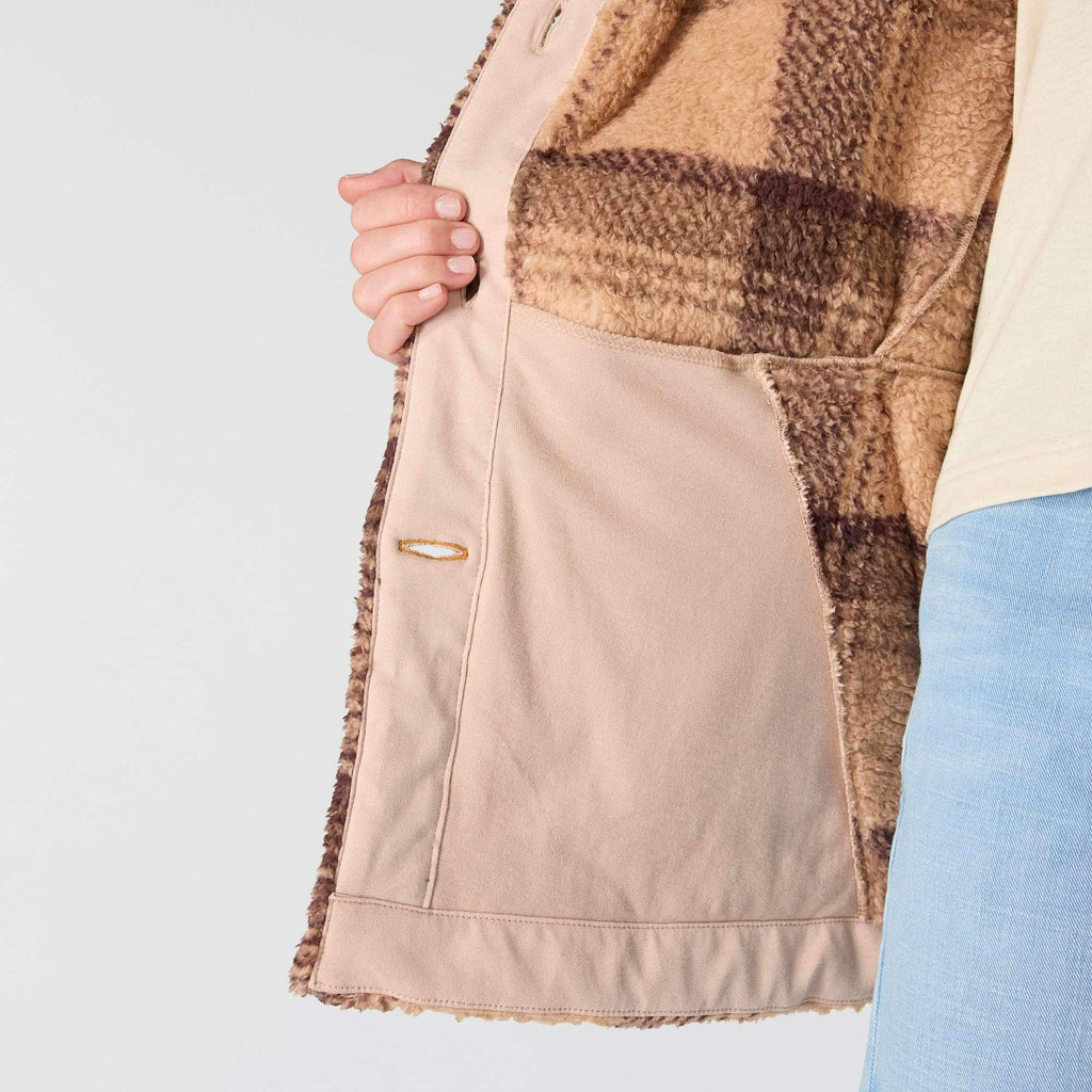 Women's loose fit plaid fleece jacket