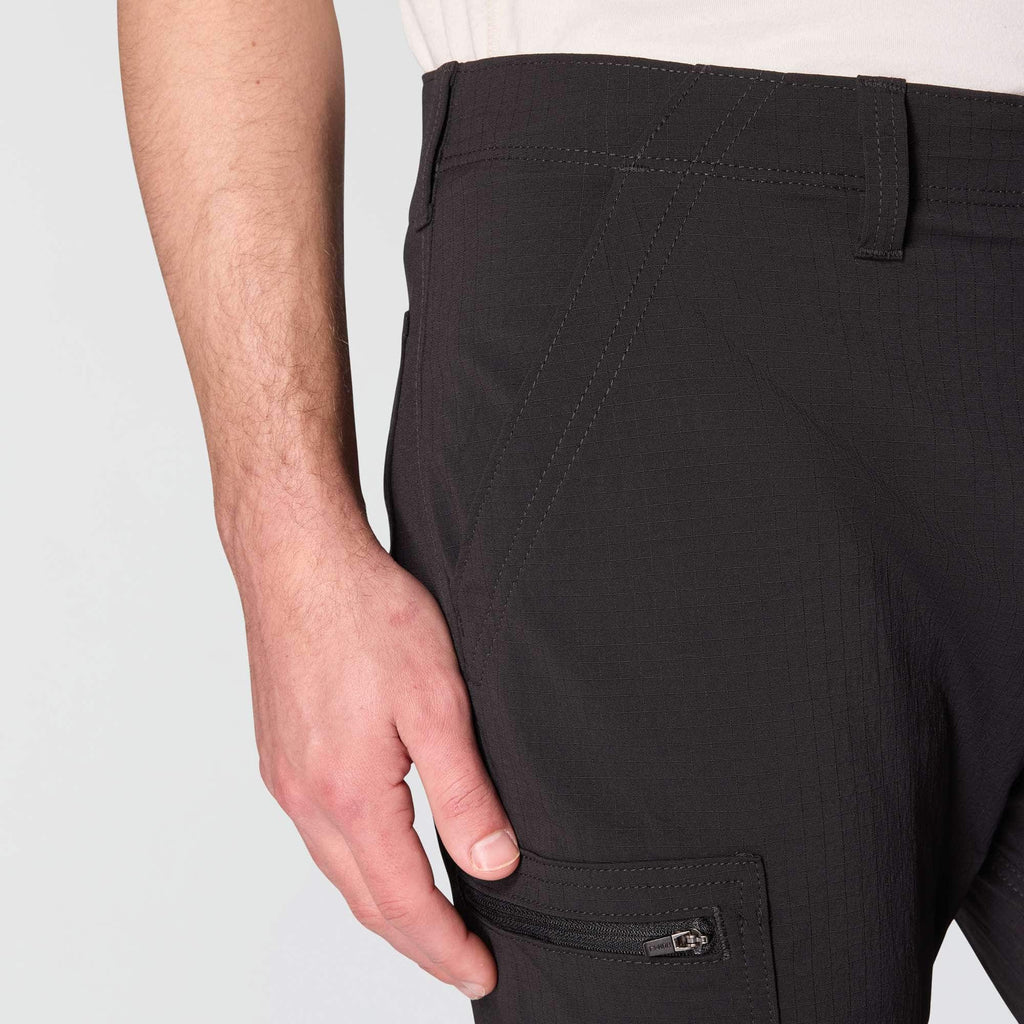 Men's relaxed fit tapered force ripstop cargo pants