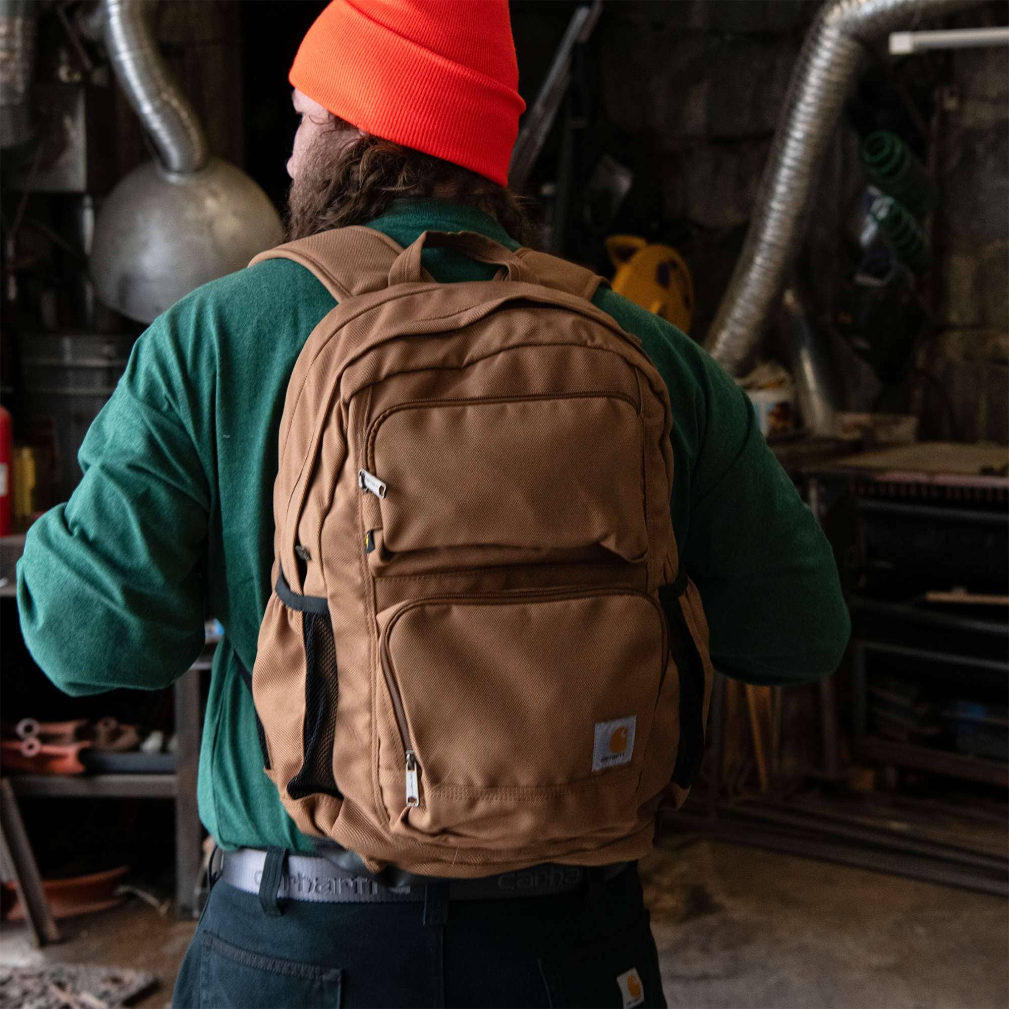 28l dual-compartment backpack