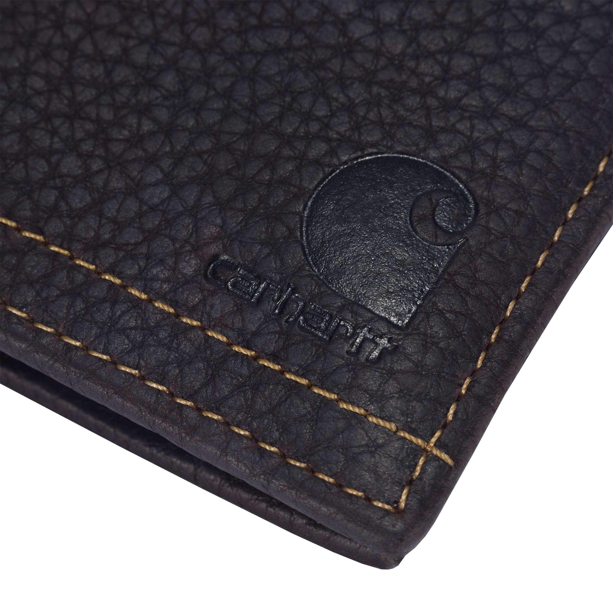 Pebble leather passcase wallet