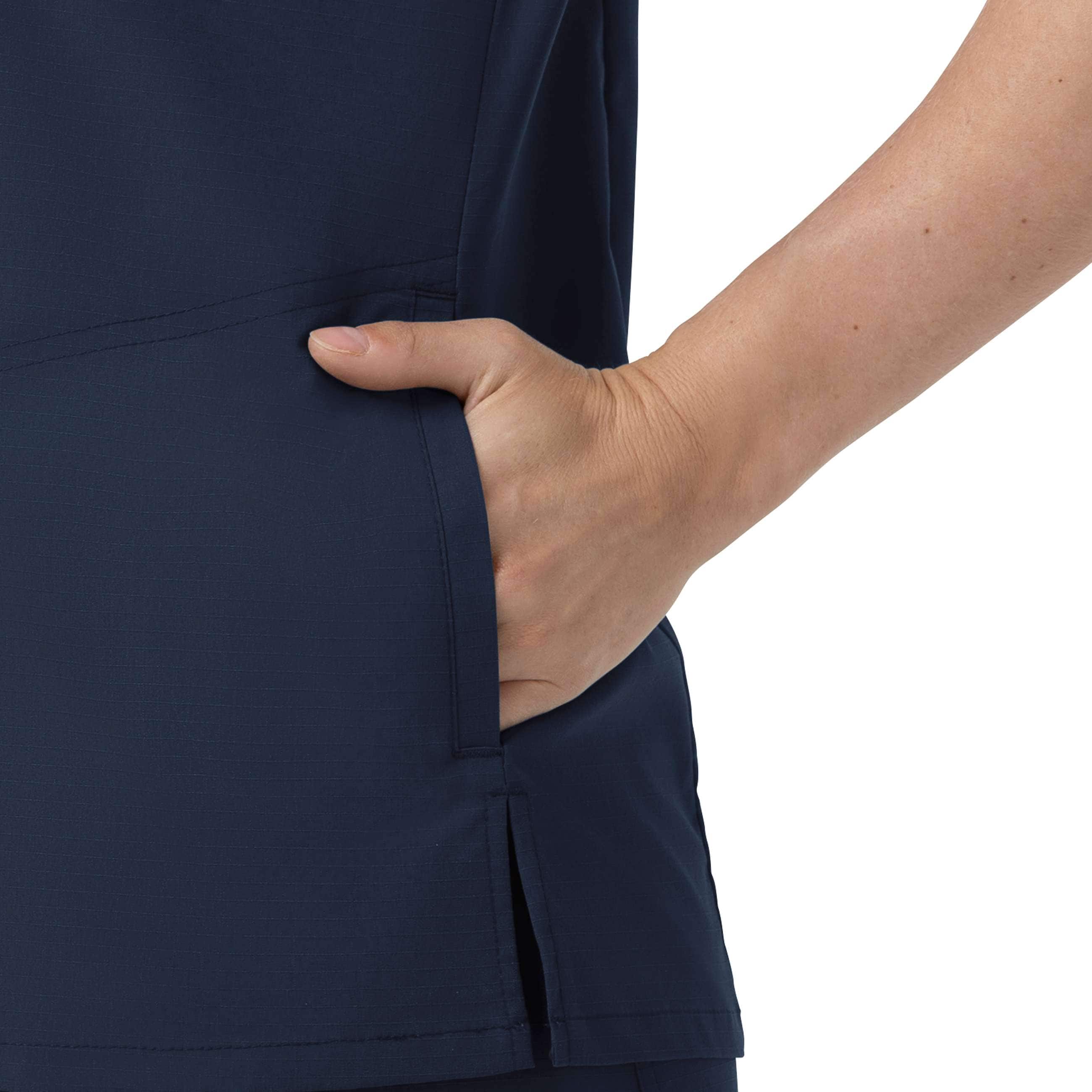 Women's rugged flex fld v-neck scrub top
