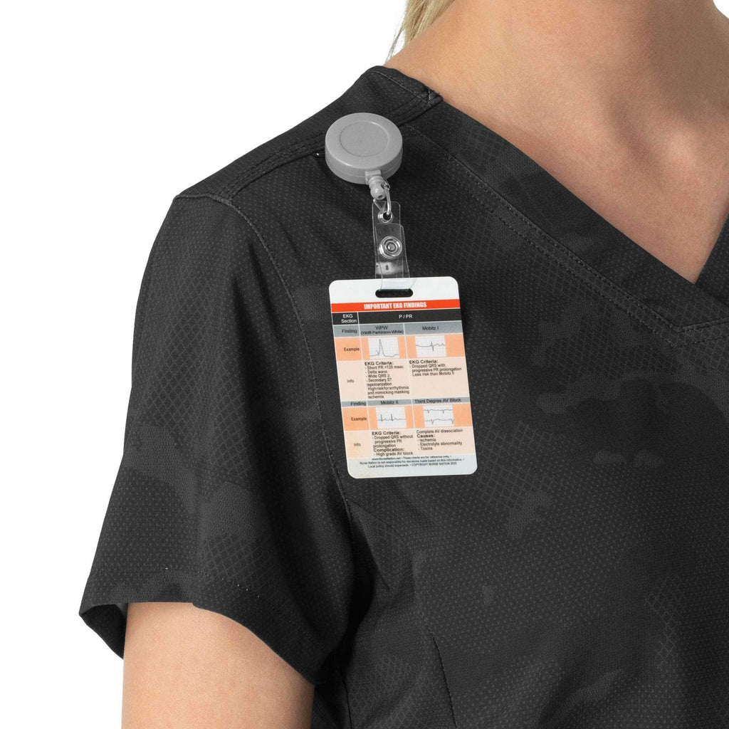 Women's tuck-in print scrub top